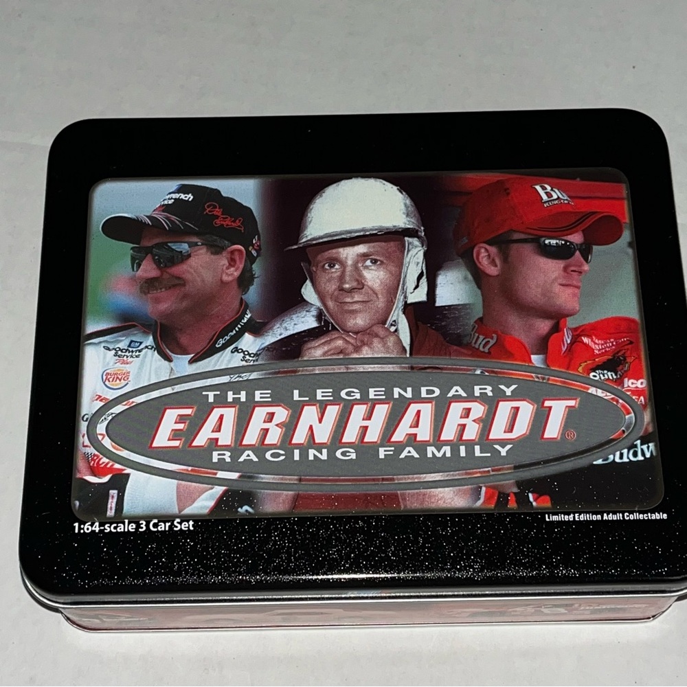 Revell Action Racing Collectible The Earnhardt Family 3‎ Car Set in Tin 1:64